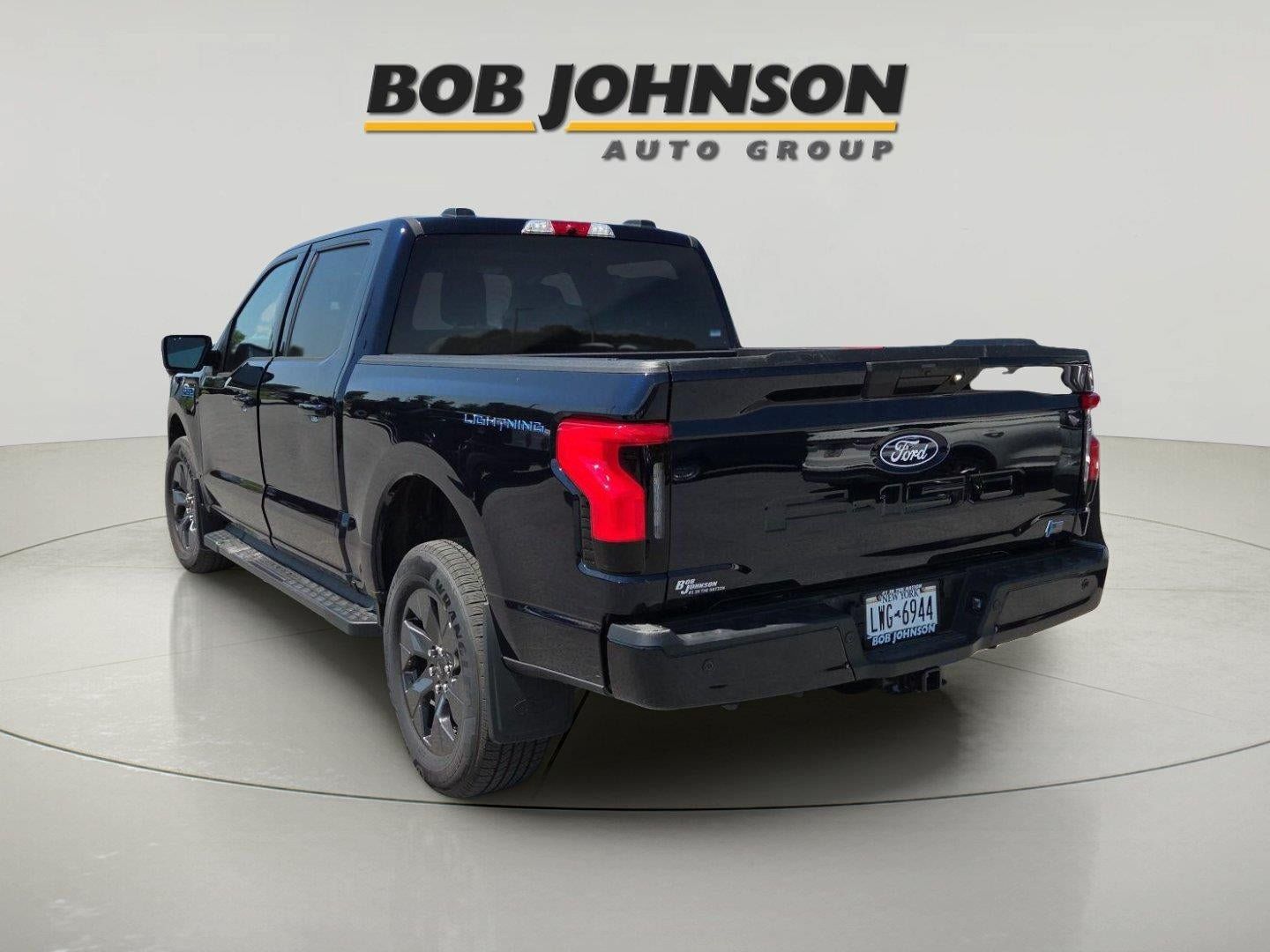 New 2025 Ford F150 Lightning Flash AWD/4WD image 6