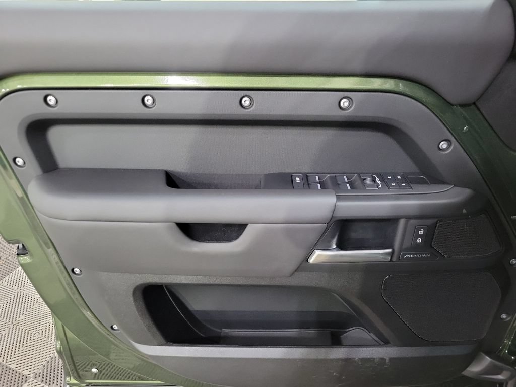 New 2026 Land Rover Defender 110 S AWD/4WD image 14