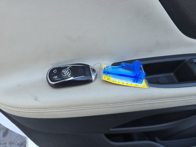 Used 2018 Buick Encore Essence w/ Experience Buick Package FWD image 24