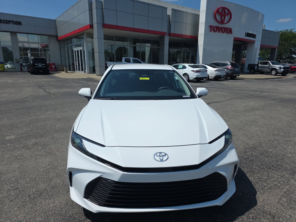 Used 2025 Toyota Camry LE FWD image 2