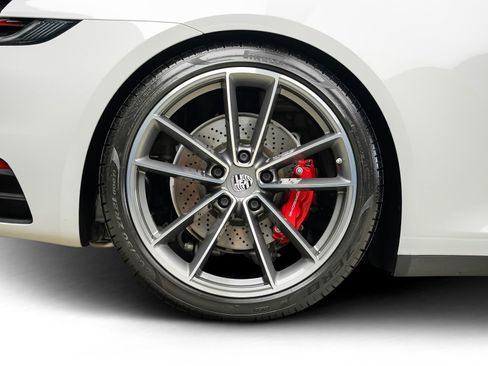 Used 2023 Porsche 911 Carrera S RWD image 34