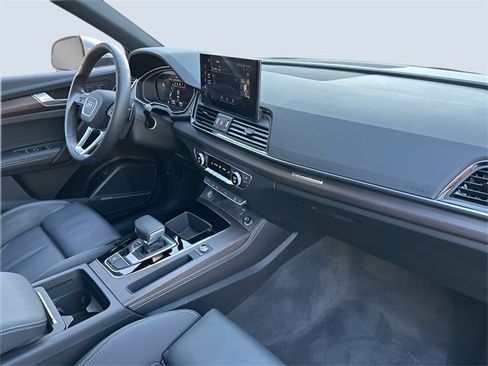 Used 2022 Audi Q5 2.0T Premium Plus image 9