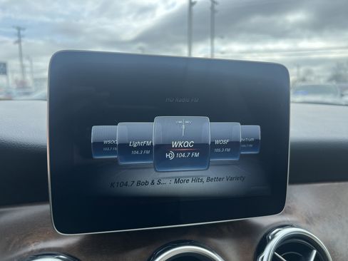 Certified 2019 Mercedes-Benz GLA 250 4MATIC image 23