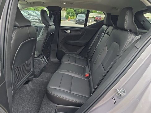 New 2026 Volvo XC40 B5 Ultra w/ Climate Package image 8