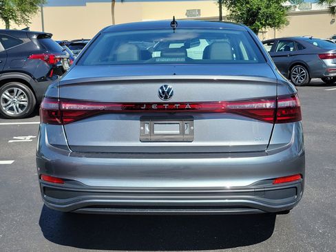 New 2026 Volkswagen Jetta SE FWD image 30