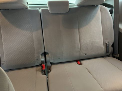 Used 2015 Toyota Sienna LE image 28