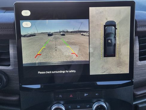 Used 2023 Ford Expedition Max Limited image 18