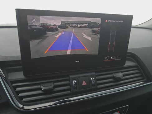 Certified 2025 Audi Q5 2.0T Premium w/ Convenience Plus Package image 20