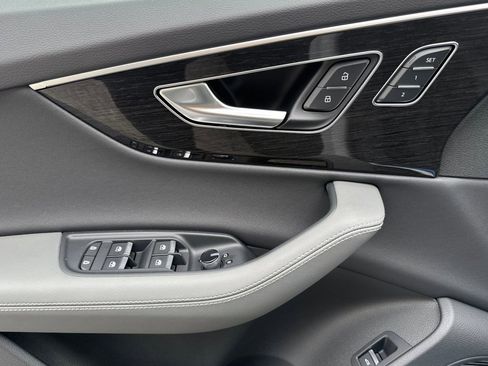 New 2026 Audi Q7 3.0T Premium Plus image 8
