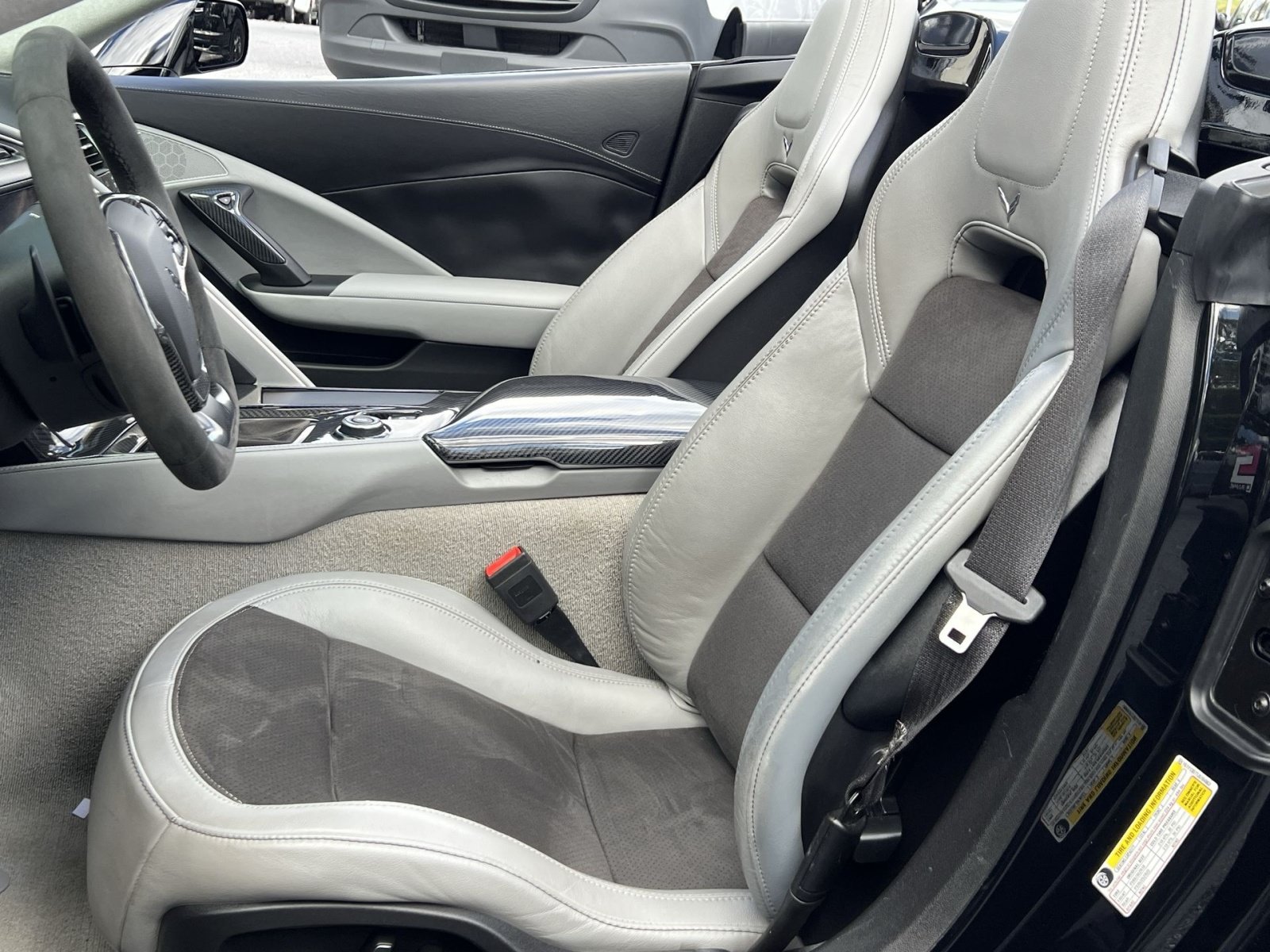 Used 2018 Chevrolet Corvette Grand Sport RWD image 18