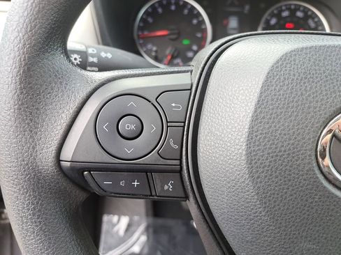 Certified 2022 Toyota RAV4 XLE image 20