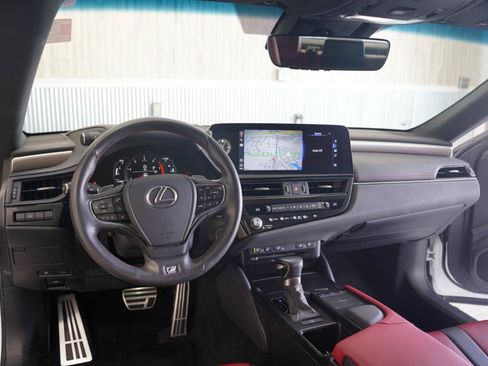 Used 2022 Lexus ES 350 F Sport w/ Accessory Package FWD image 12