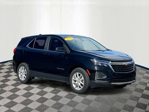 Used 2024 Chevrolet Equinox LT w/ LPO, Floor Liner Package FWD image 6