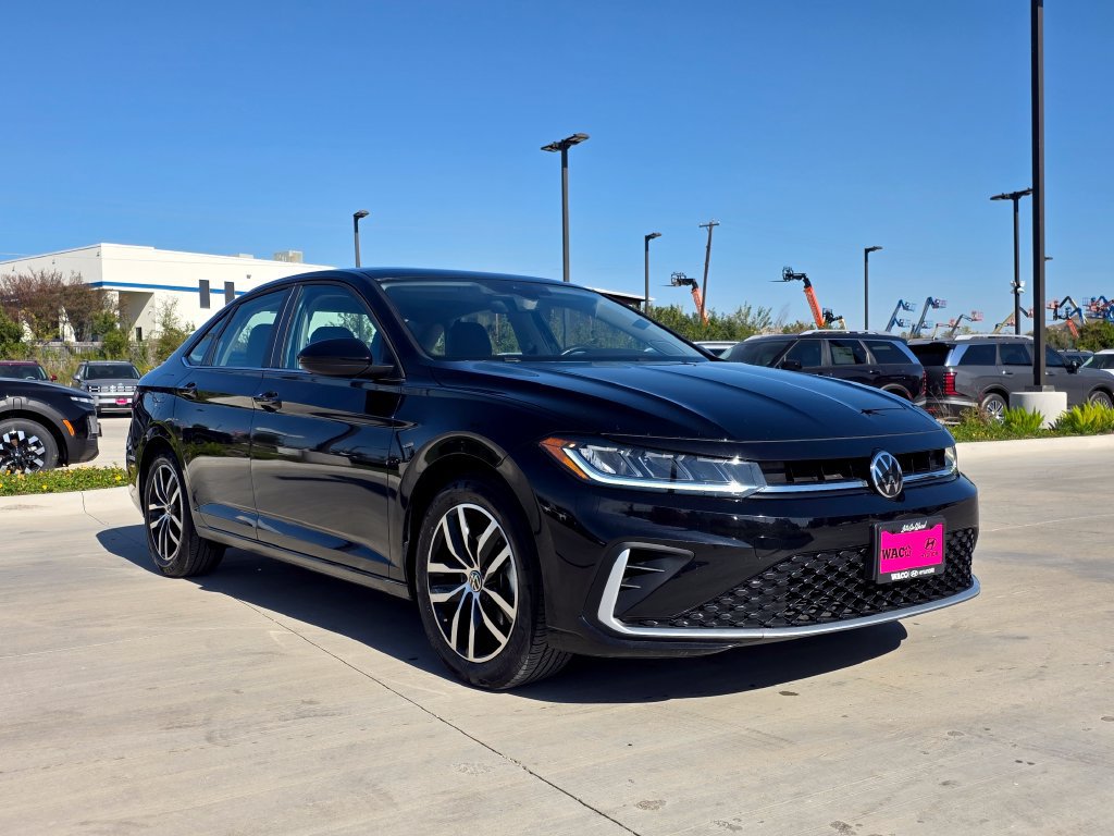 Used 2025 Volkswagen Jetta SE FWD 360° Tour