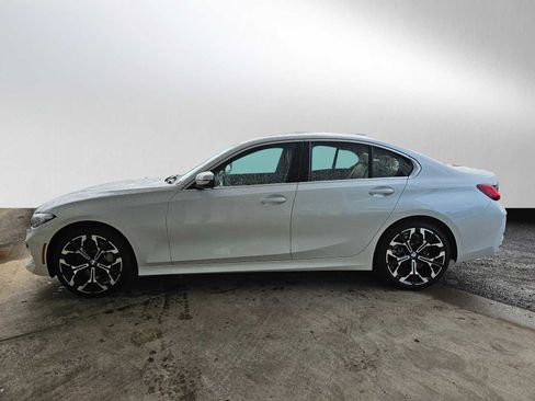 Used 2025 BMW 330i xDrive Sedan w/ Convenience Package image 6