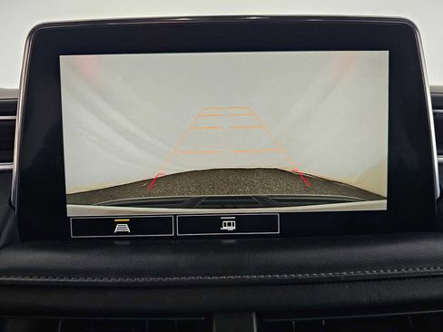 Used 2021 Chevrolet Suburban Z71 w/ Rear Media and Nav Package image 28