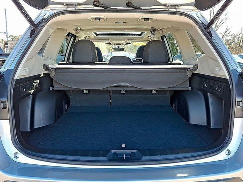 Used 2023 Subaru Forester Premium AWD/4WD image 33