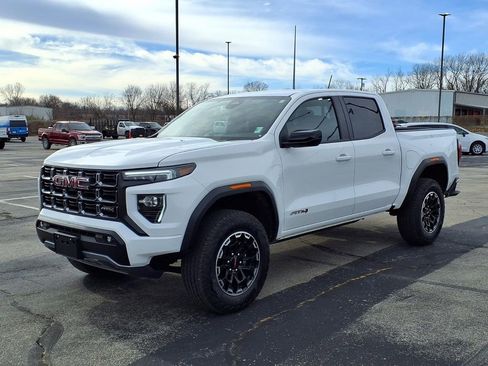 Used 2026 GMC Canyon AT4 w/ AT4 Premium Package image 3