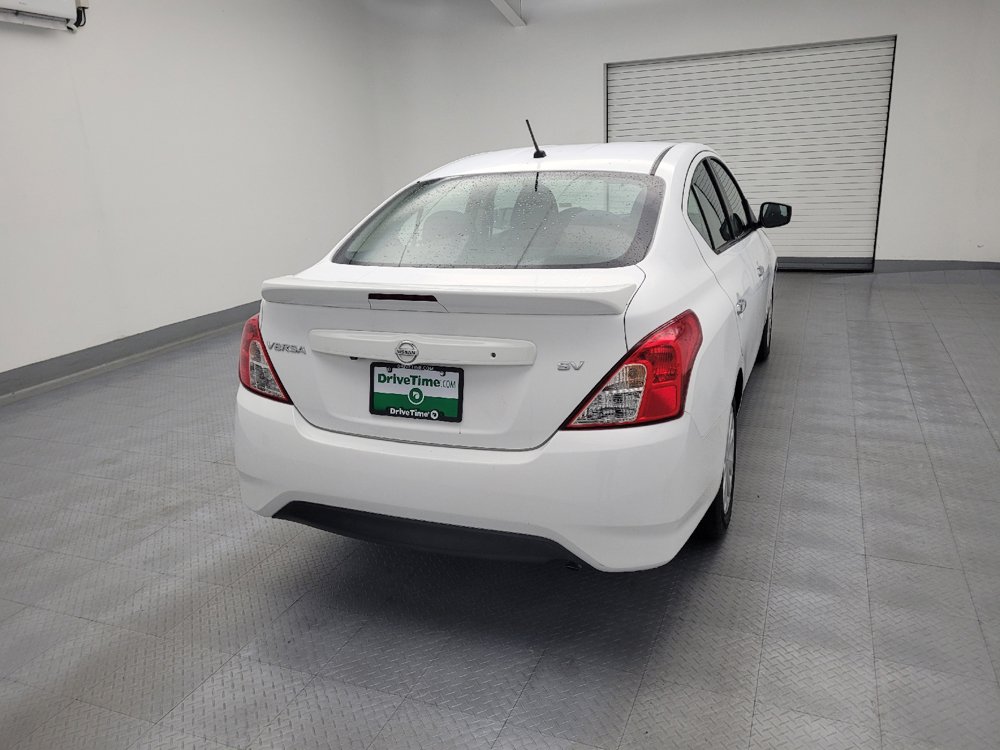 Used 2019 Nissan Versa SV FWD image 7