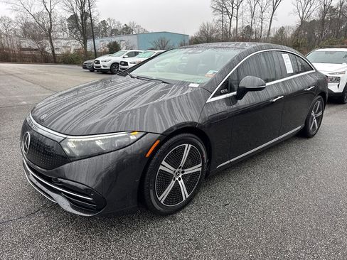 Used 2023 Mercedes-Benz EQS 450+ 450 image 3