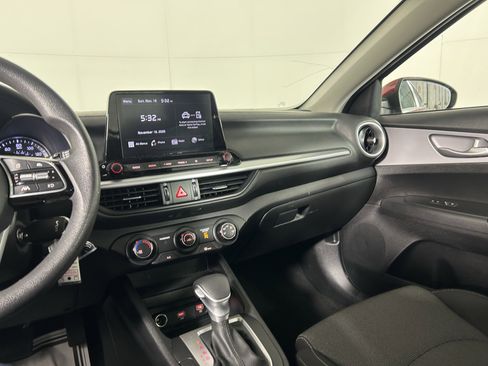 Certified 2024 Kia Forte LXS image 25