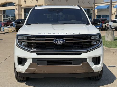 New 2025 Ford Expedition King Ranch image 36