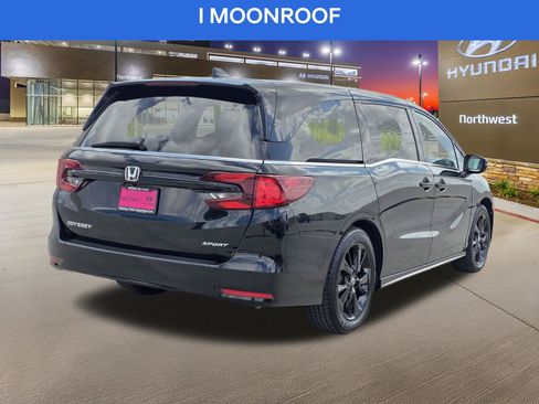 Used 2024 Honda Odyssey Sport image 7