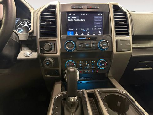 Used 2019 Ford F150 Lariat image 21