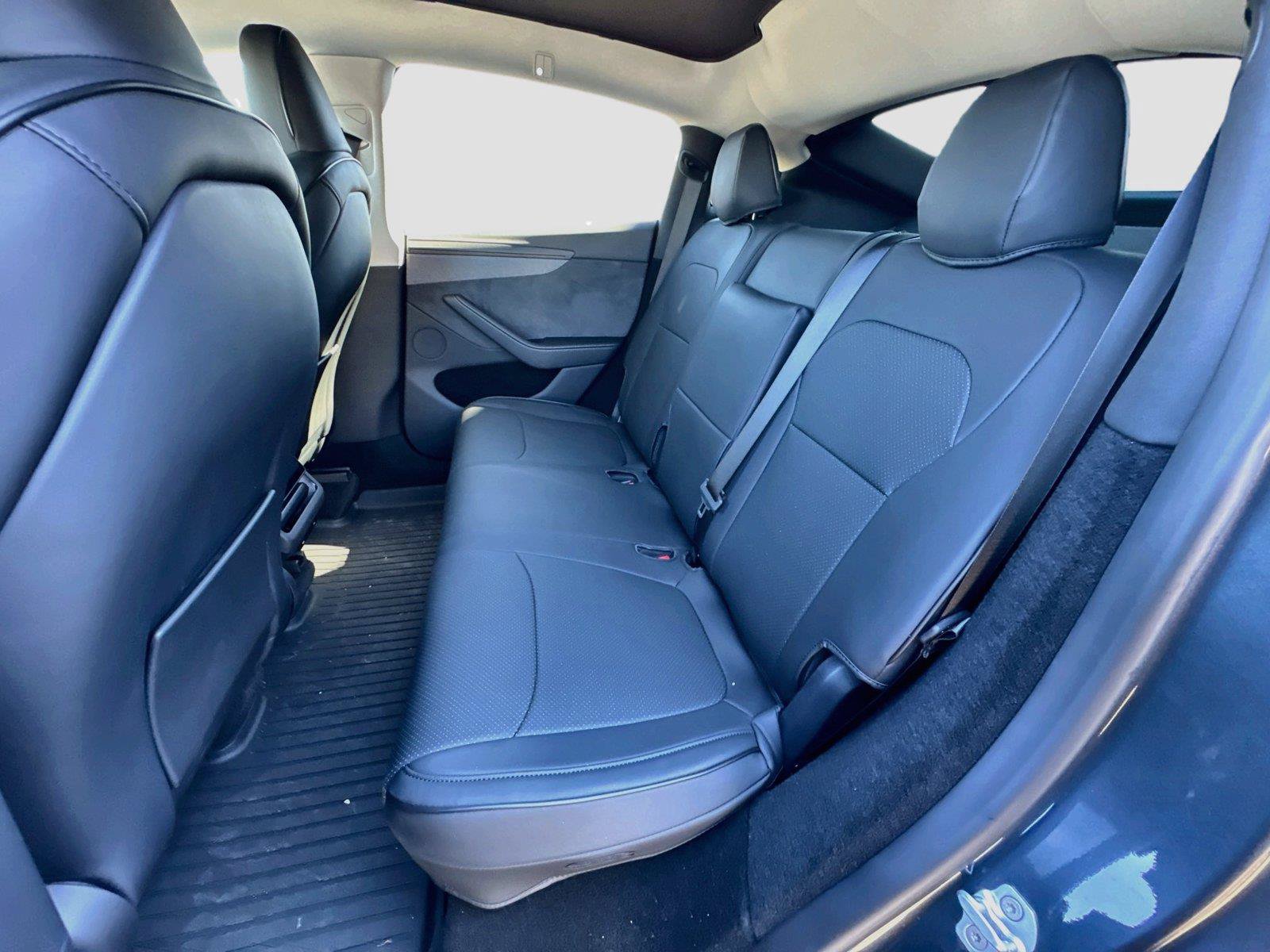 Used 2026 Tesla Model Y 2WD image 12