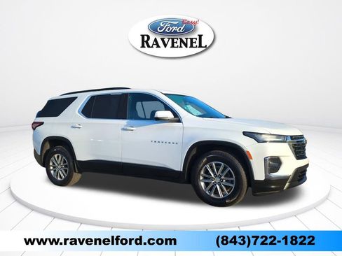 Used 2023 Chevrolet Traverse LT FWD image 1