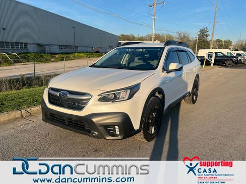 Used 2021 Subaru Outback Premium w/ Tech Package 1 AWD/4WD image 1