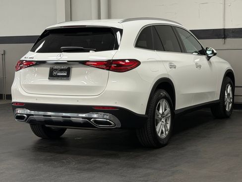 Used 2025 Mercedes-Benz GLC 300 image 12