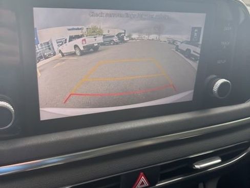 Used 2022 Hyundai Sonata SEL w/ Convenience Package FWD image 32