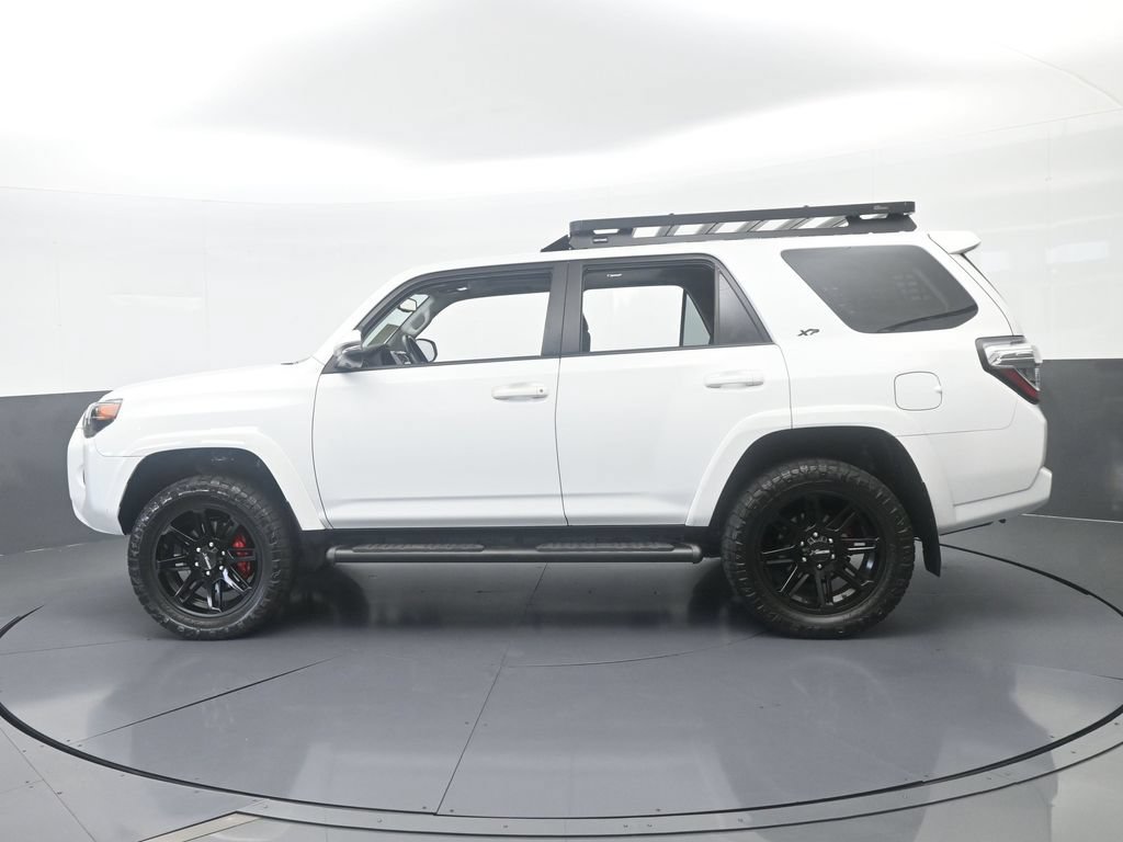 Used 2024 Toyota 4Runner SR5 Premium w/ Moonroof Package AWD/4WD image 3