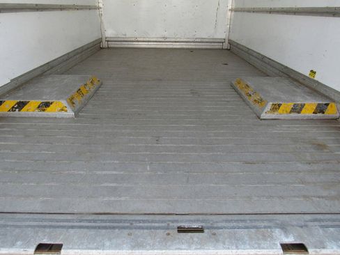 Used 2019 Ford Transit 350 156 DRW RWD image 21