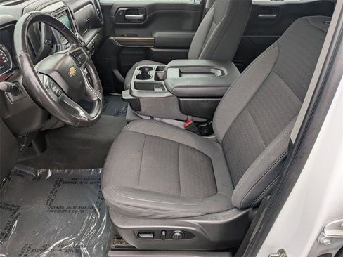 Used 2021 Chevrolet Silverado 1500 LT image 18