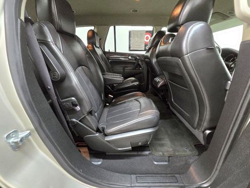 Used 2015 Buick Enclave Leather FWD image 19