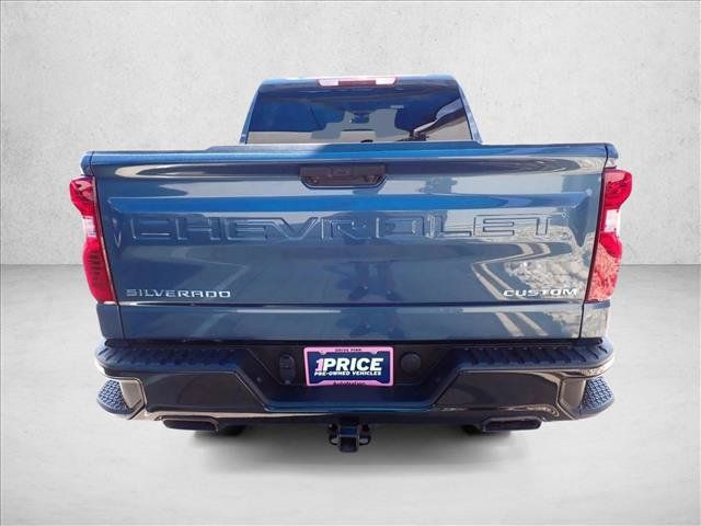 Used 2024 Chevrolet Silverado 1500 Custom Trail Boss AWD/4WD image 3
