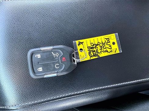 Used 2023 GMC Acadia SLE w/ Driver Convenience Package image 36