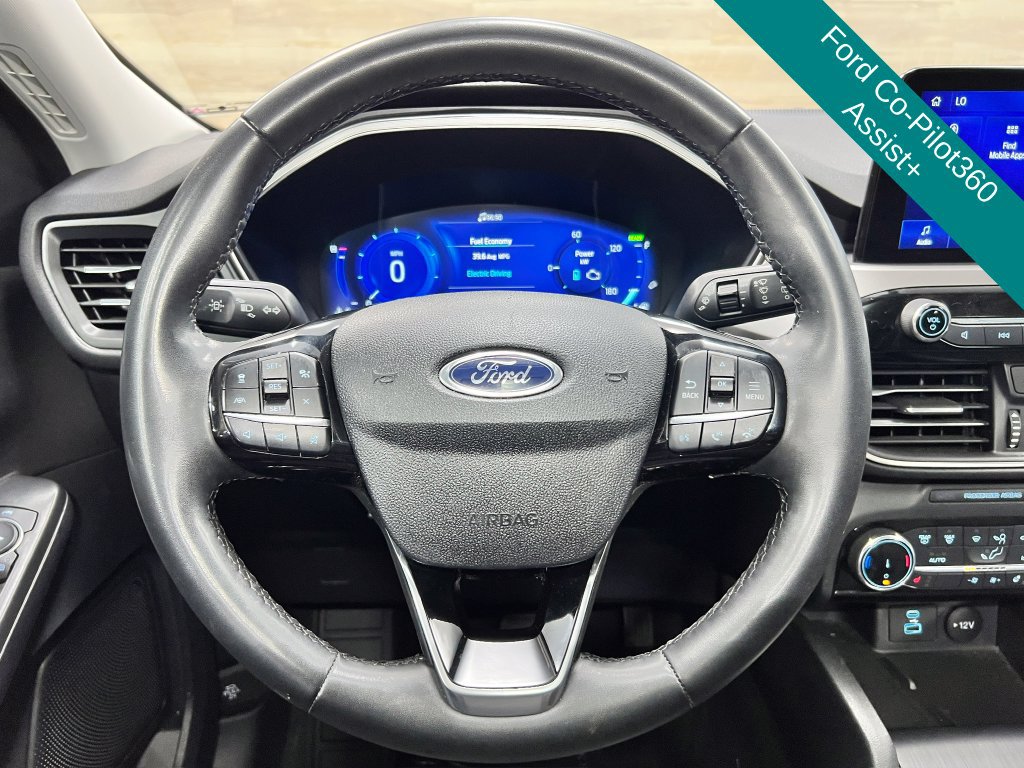 Used 2022 Ford Escape SEL w/ Technology Package FWD image 4