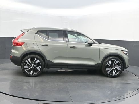 Certified 2023 Volvo XC40 B5 Plus w/ Driver Assist Package image 8