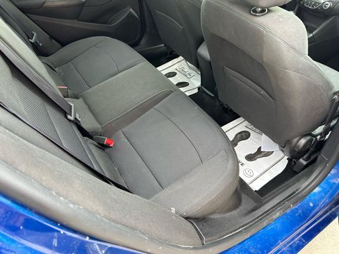 Used 2016 Chevrolet Cruze LT w/ Convenience Package image 11