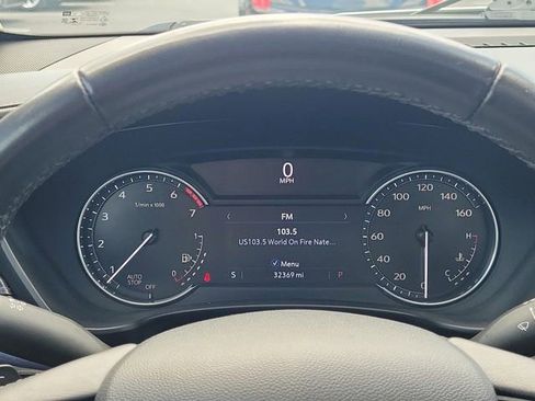 Used 2023 Cadillac XT4 Luxury FWD image 23