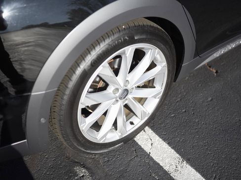 Used 2020 Audi A6 3.0T allroad Premium Plus w/ Audi Side Assist Package image 9