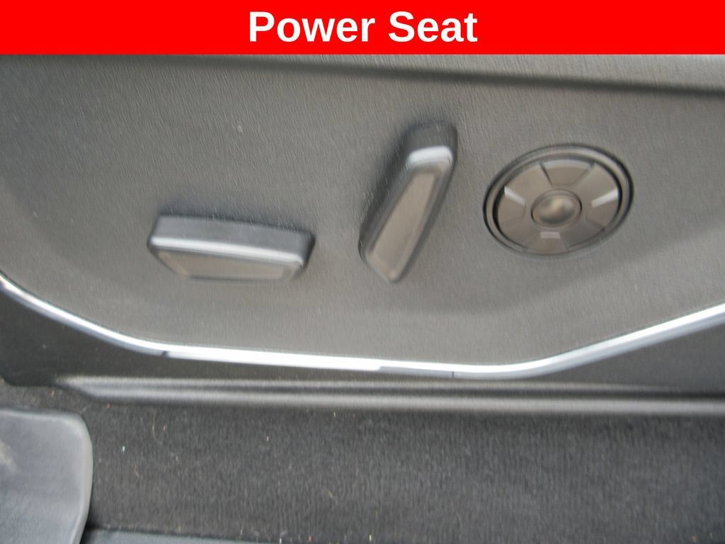 Used 2026 Ford F250 Platinum AWD/4WD image 32