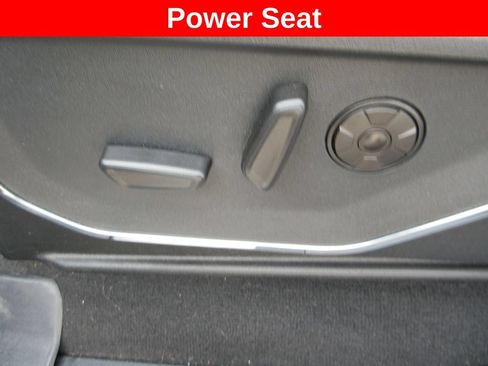 Used 2026 Ford F250 Platinum AWD/4WD image 32