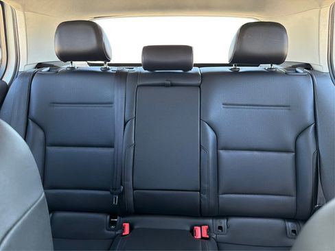 Used 2015 Volkswagen e-Golf SEL Premium image 15