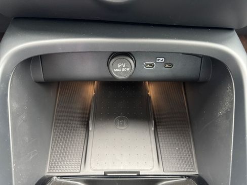 New 2026 Volvo EX40 Ultra AWD/4WD image 18