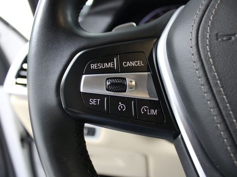 Used 2019 BMW X5 xDrive40i w/ Convenience Package AWD/4WD image 10