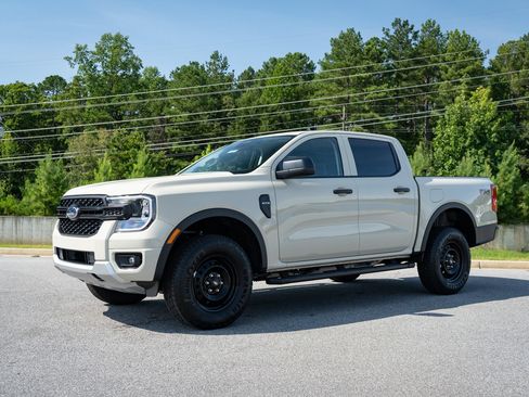 New 2026 Ford Ranger XL w/ FX4 Off-Road Package AWD/4WD image 3
